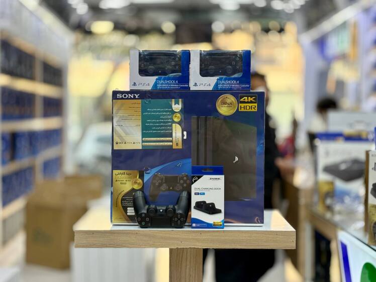 پی اس 4 پرو 1 ترابایت دو دسته